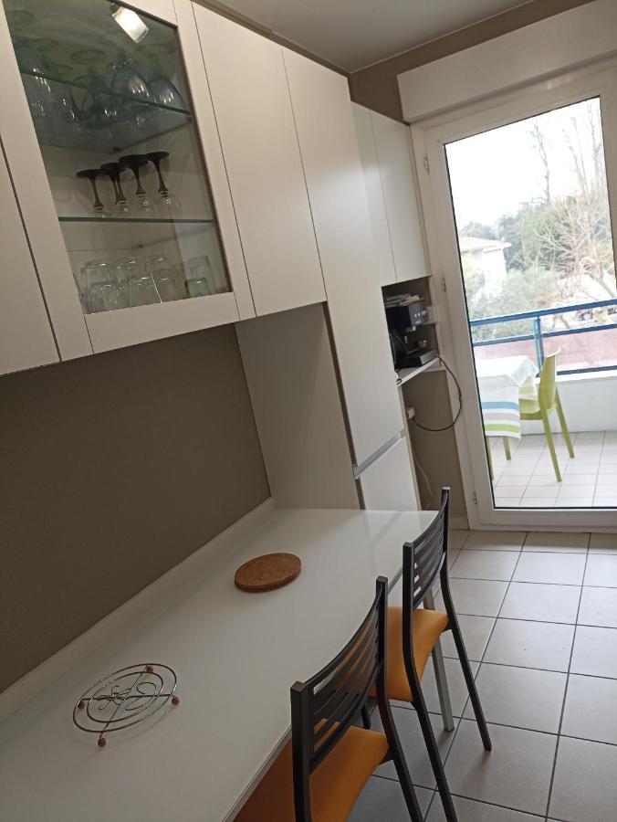 Bayonne Appartement 63M2 Avec Terrase Parking Wifi Esterno foto